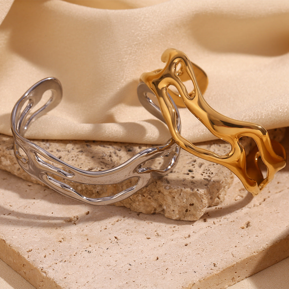 Women's Design Stainless Steel Gold Plated Simplicity Exaggeration Wave Hollow Bracelet