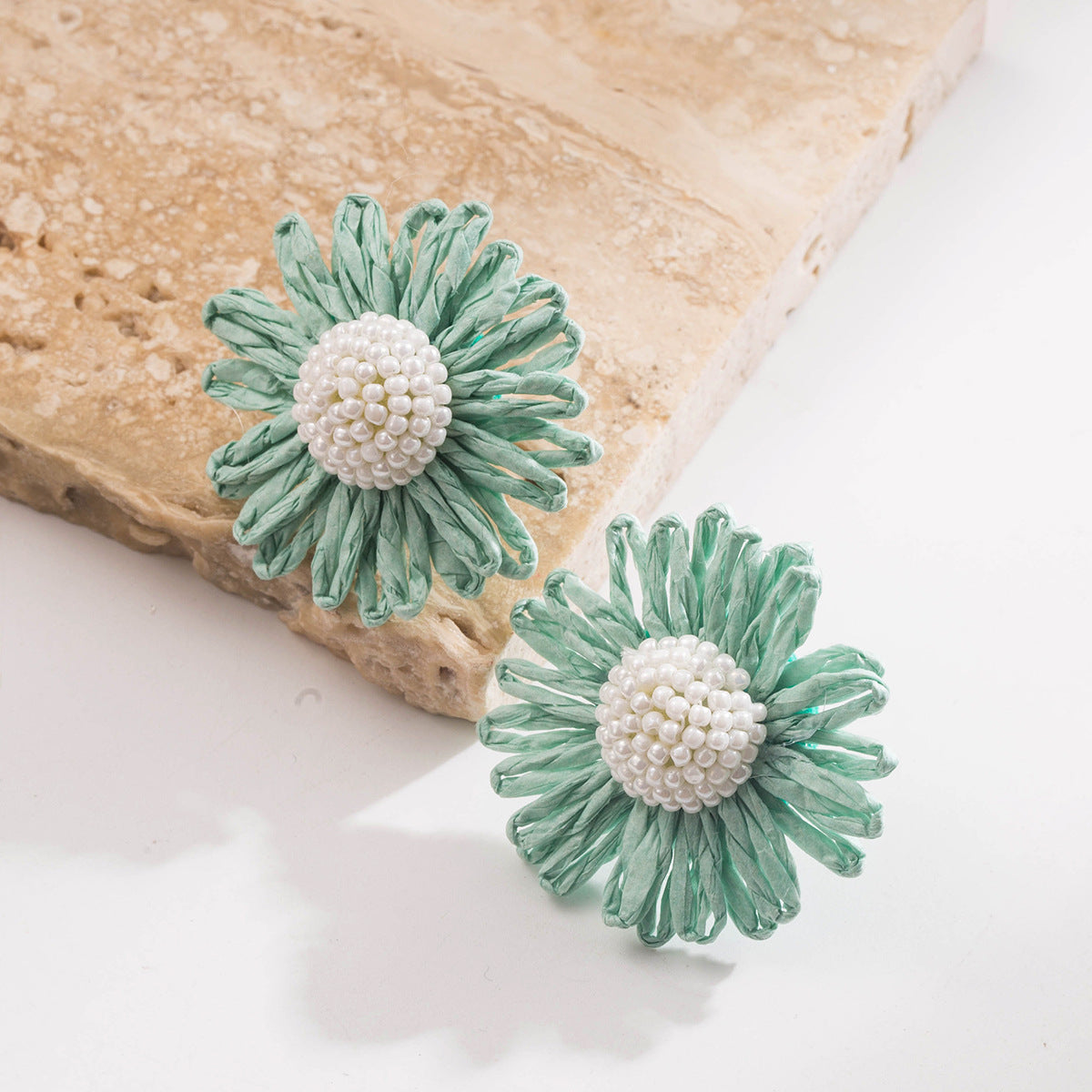Fashion Sweet Small Fresh Hand-woven Raffia Artificial Rings