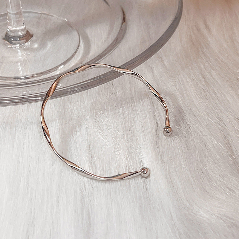 Mobius Simple Female Couple Round Open Adjustable Fashion Bracelets