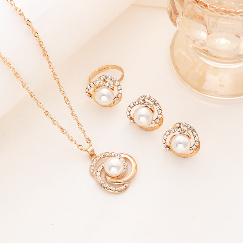 Women's Luxury Fashion Simple Diamond Flower Pearl Jewelry Set