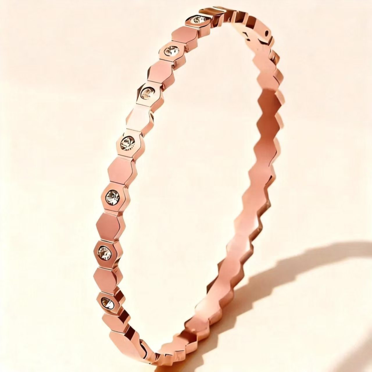 Innovative Stainless Steel Titanium Fashion Gold-plated Bracelets