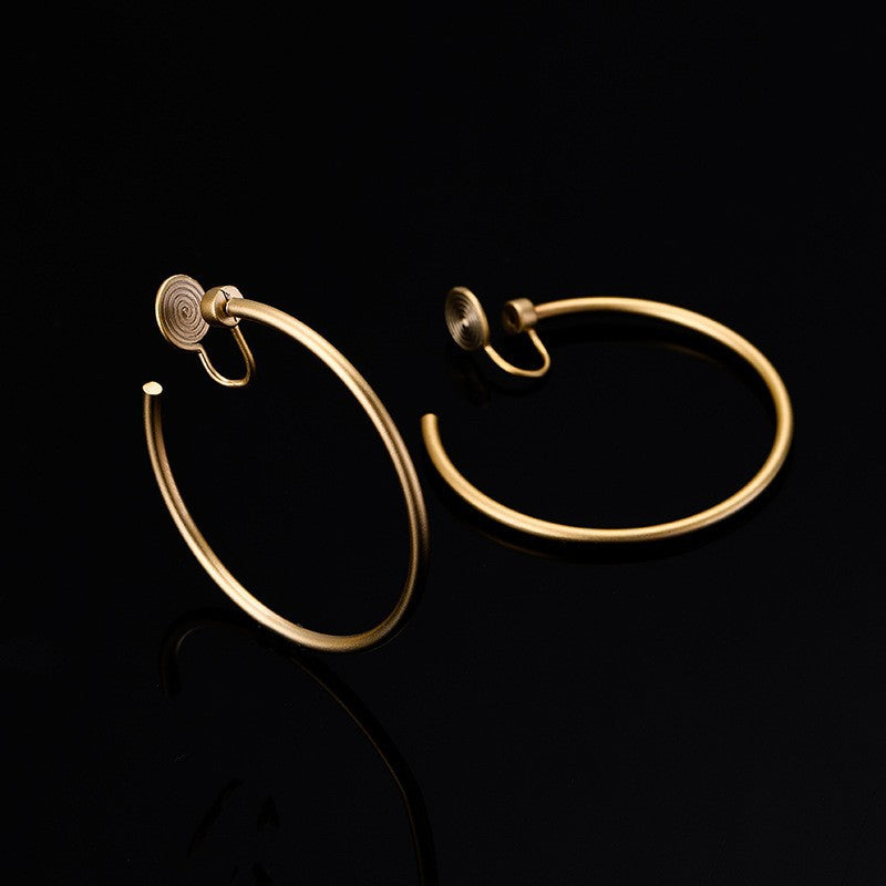 Ning Exaggerated Simple Personality Integrated Flexible Rotating Mosquito Ear Clip