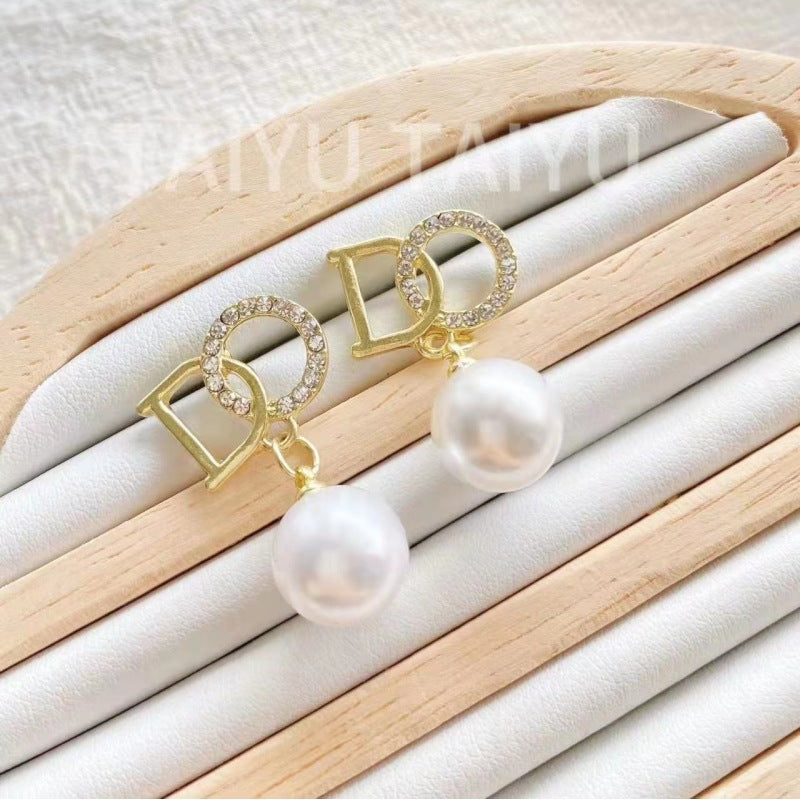 Women's Sier Pin Fashionable Elegant Pearl Long Earrings