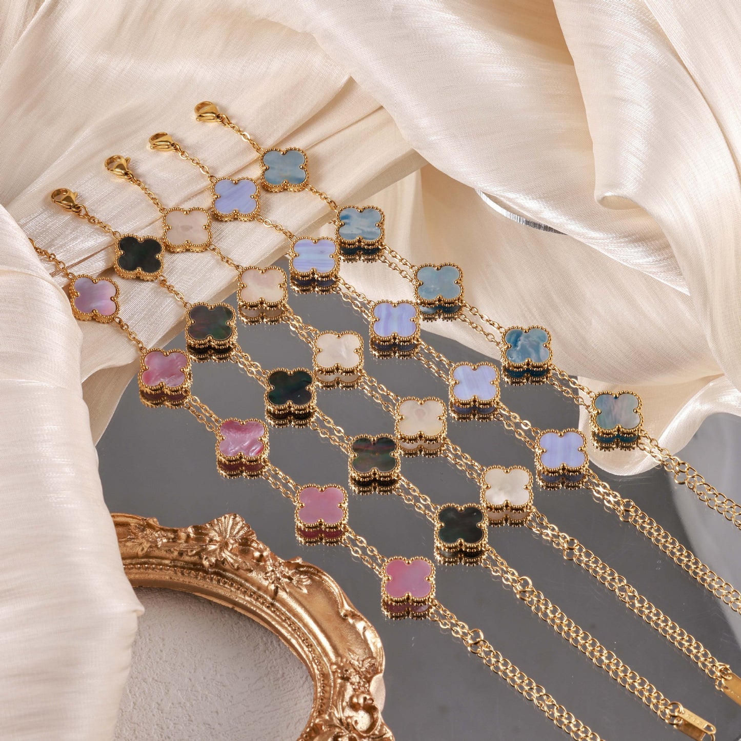 Women's Gold Coating Double-sided Fritillary Light Luxury High-grade Sense Minority Bracelet