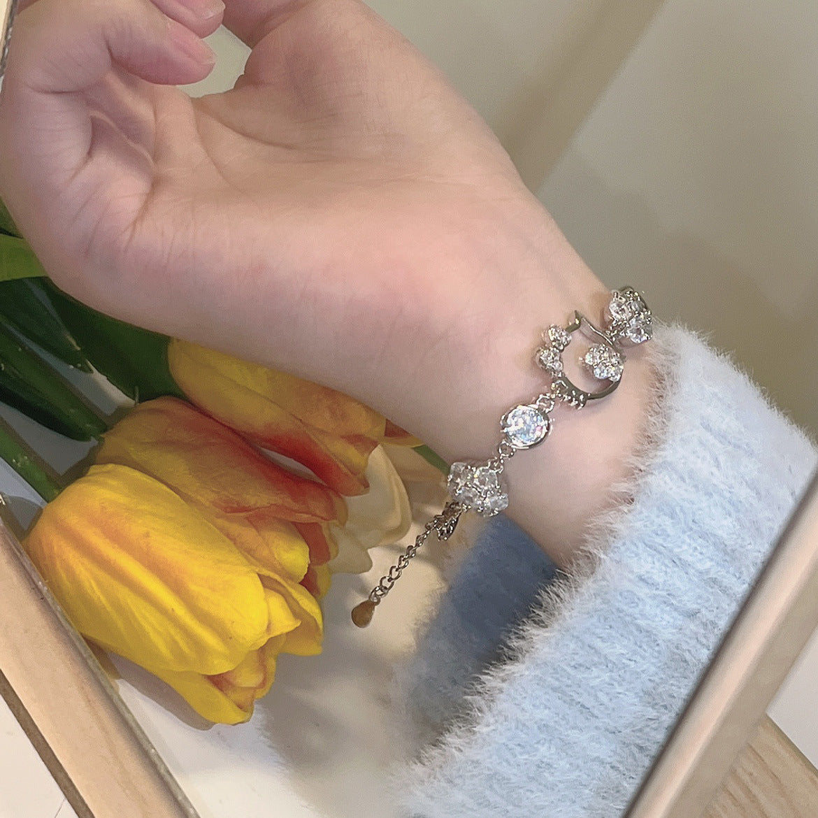 Chat strass Niche conception avancée bracelets féminins à la mode