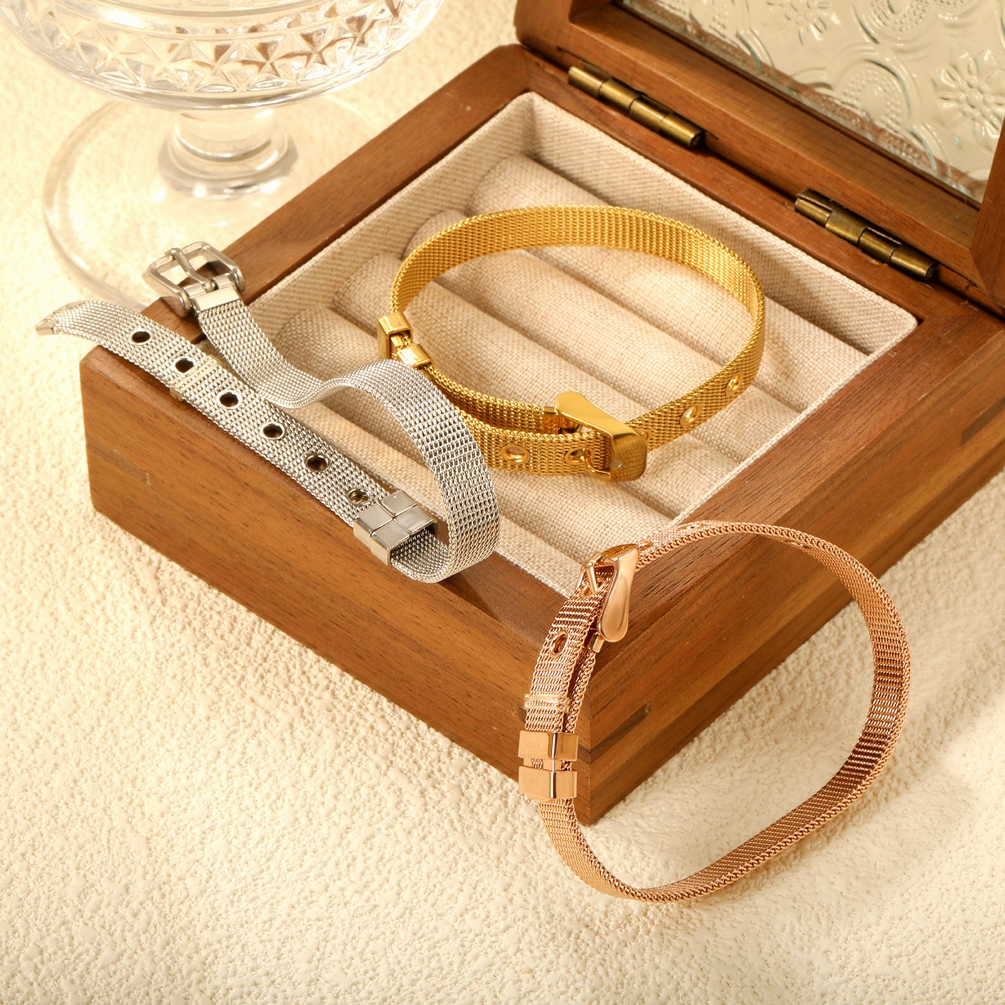 Women's Design Strap Adjustable Electroplated Stainless Steel Bracelets
