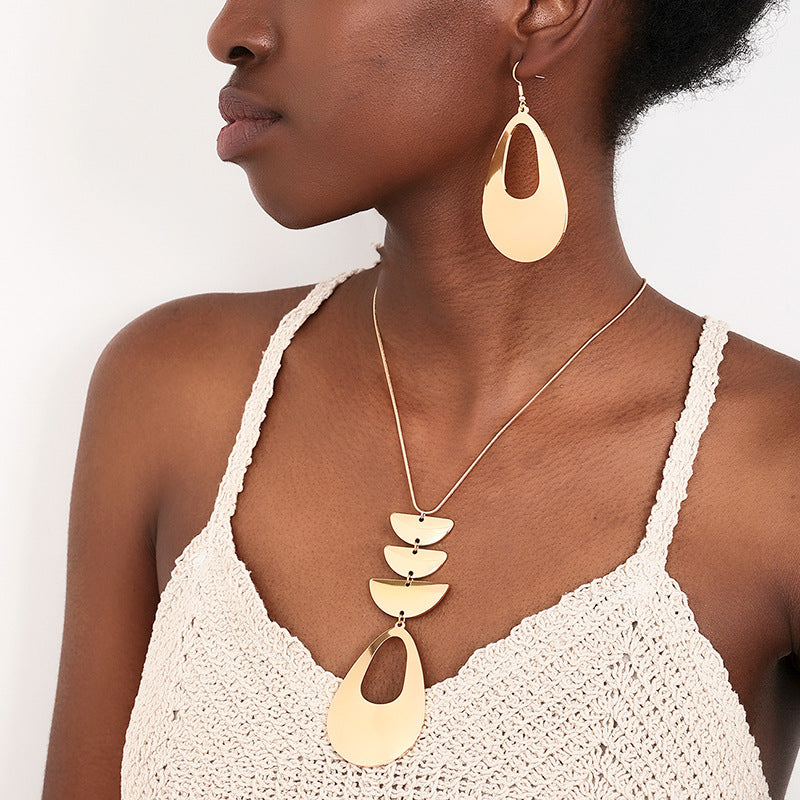 Fashion Sweet Cool Metal Hollow Out Drop Shape Flaky Jewelry Set