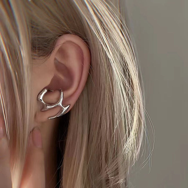 Bagues uniques de style Cool à oreilles creuses de haute qualité pour femmes