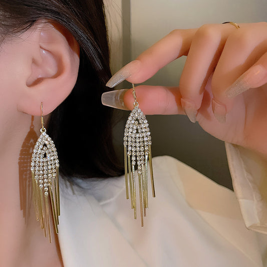 Retro Affordable Luxury High-grade Full Rhinestone Earrings