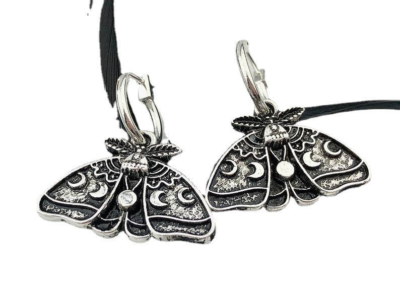 Moon Pattern Moth Pendant Fashion Simple Earrings