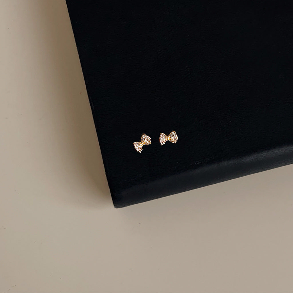 Women's Small Simple Love Heart Korean Sweet Bow Zircon Fashionable Earrings