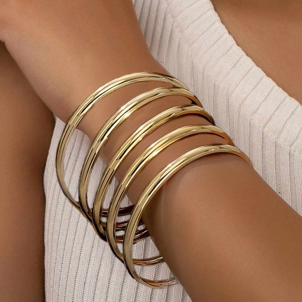 Women's Fashionable Simple Elegant Geometric Circle Golden Jewelry Set