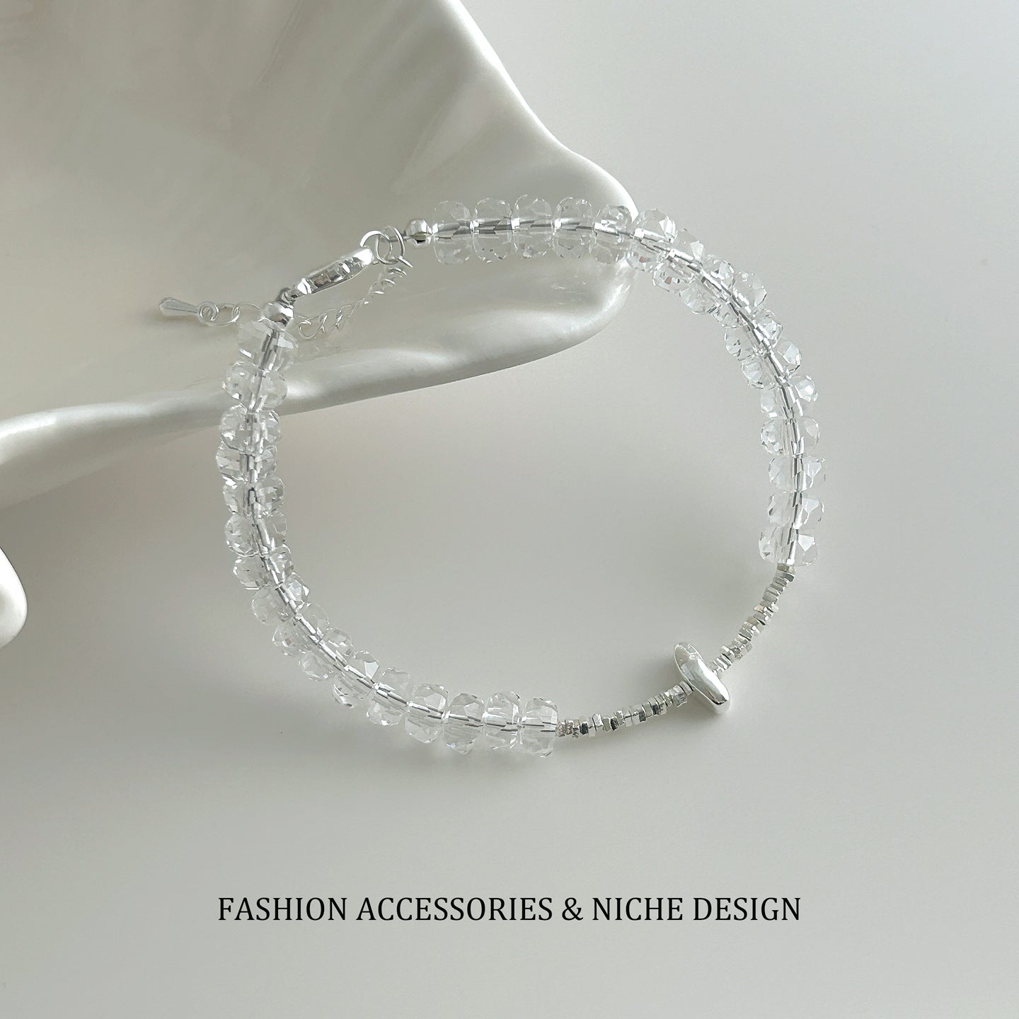 Pieces Of Sier White Crystal Fashion Simple Design Versatile Light Bracelet
