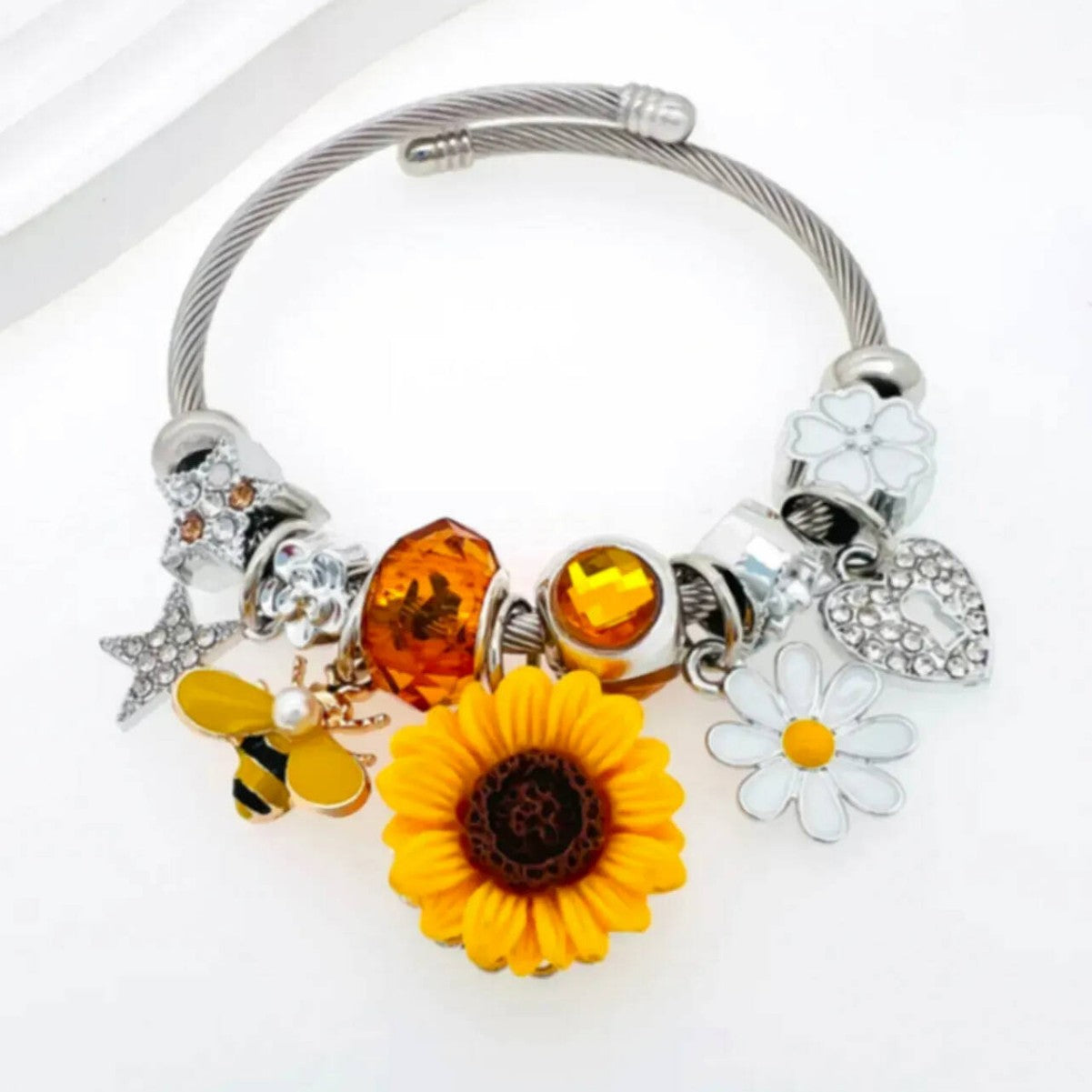 Daisy Flowers Openings Fashion High Sense Niche Bracelet