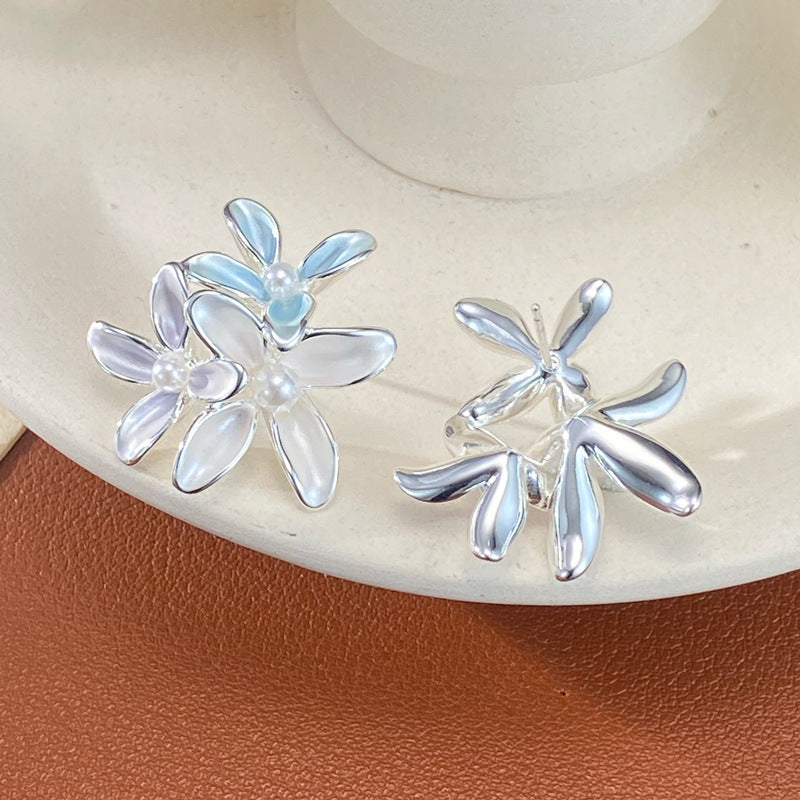 Women's Luxury Fashion Sweet Painted Thin Petal For Niche Personality Unique Earrings