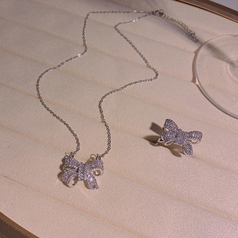 Micro Inlaid Zircon Exquisite Bow Suit Necklaces