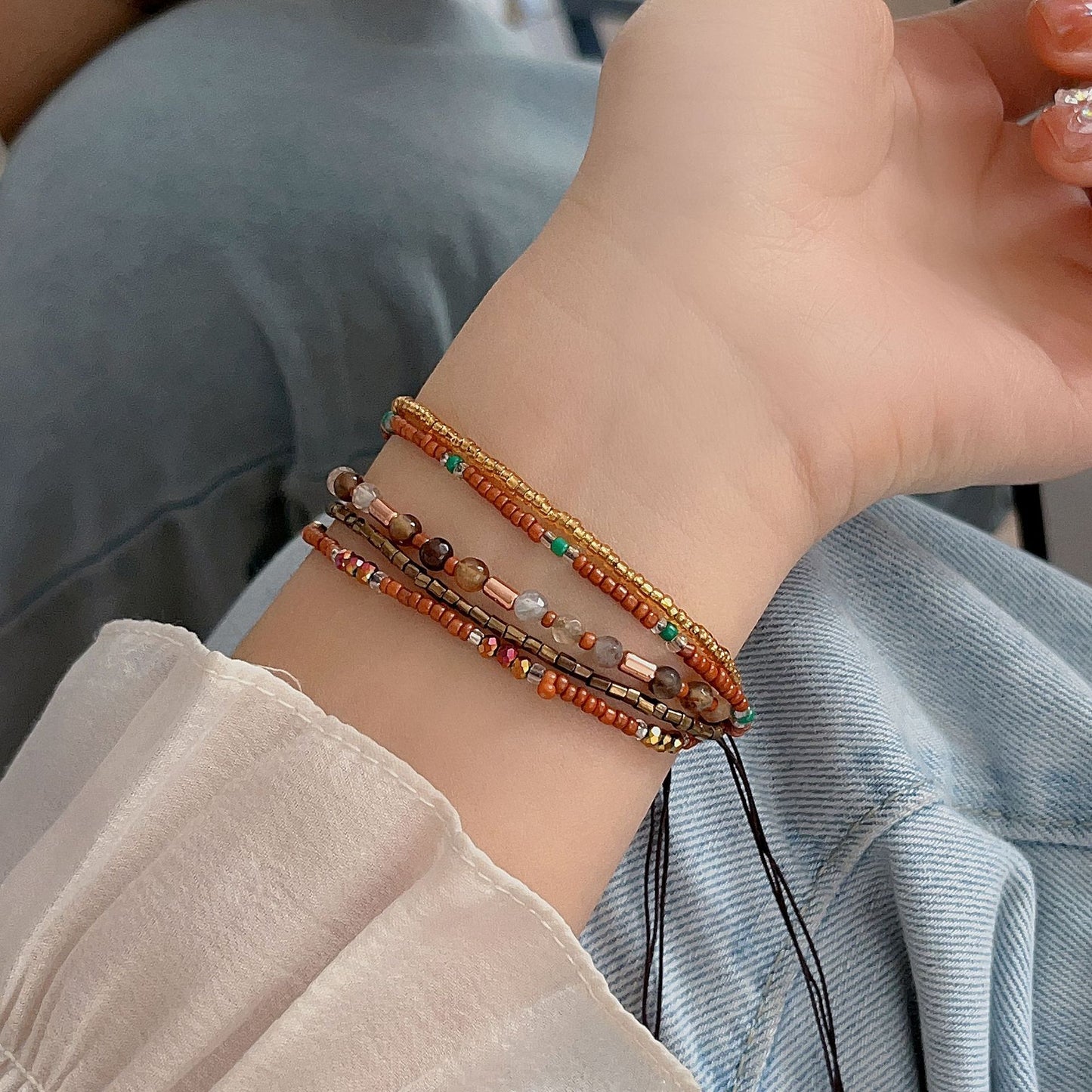 Stil Perlenbesetzte französische Urlaubs-gewebte verstellbare Sommerarmbänder