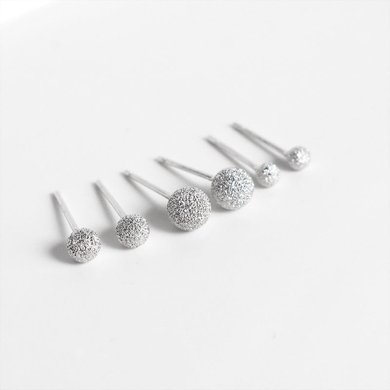 Boucles d'oreilles uniques en argent sterling avec boule givrée brillante pour femme