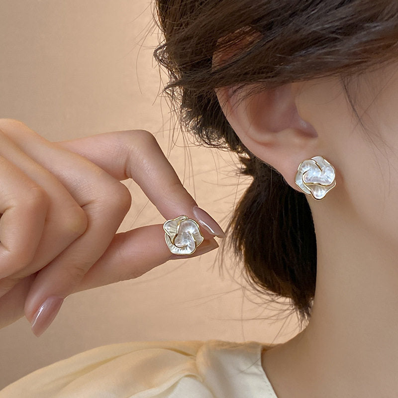 French Style Temperament Camellia Ear Top Female High Sense Flower-shaped Earrings