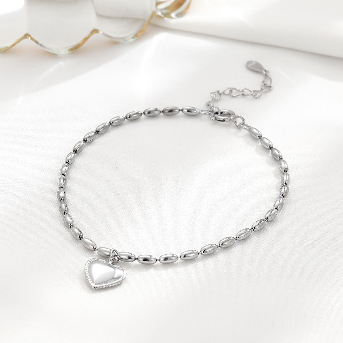 Liebevolles Herz für Damen aus Sterlingsilber mit Reiskorn, temperamentvolle Minderheitenarmbänder