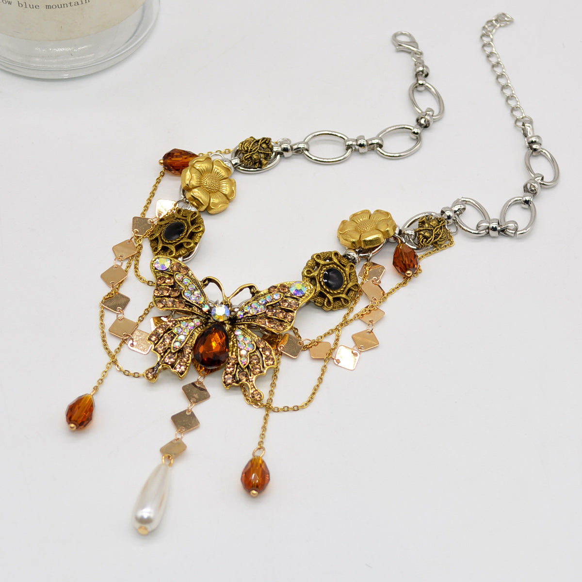 Light Luxury High-grade Clavicle Chain Personality Pendants