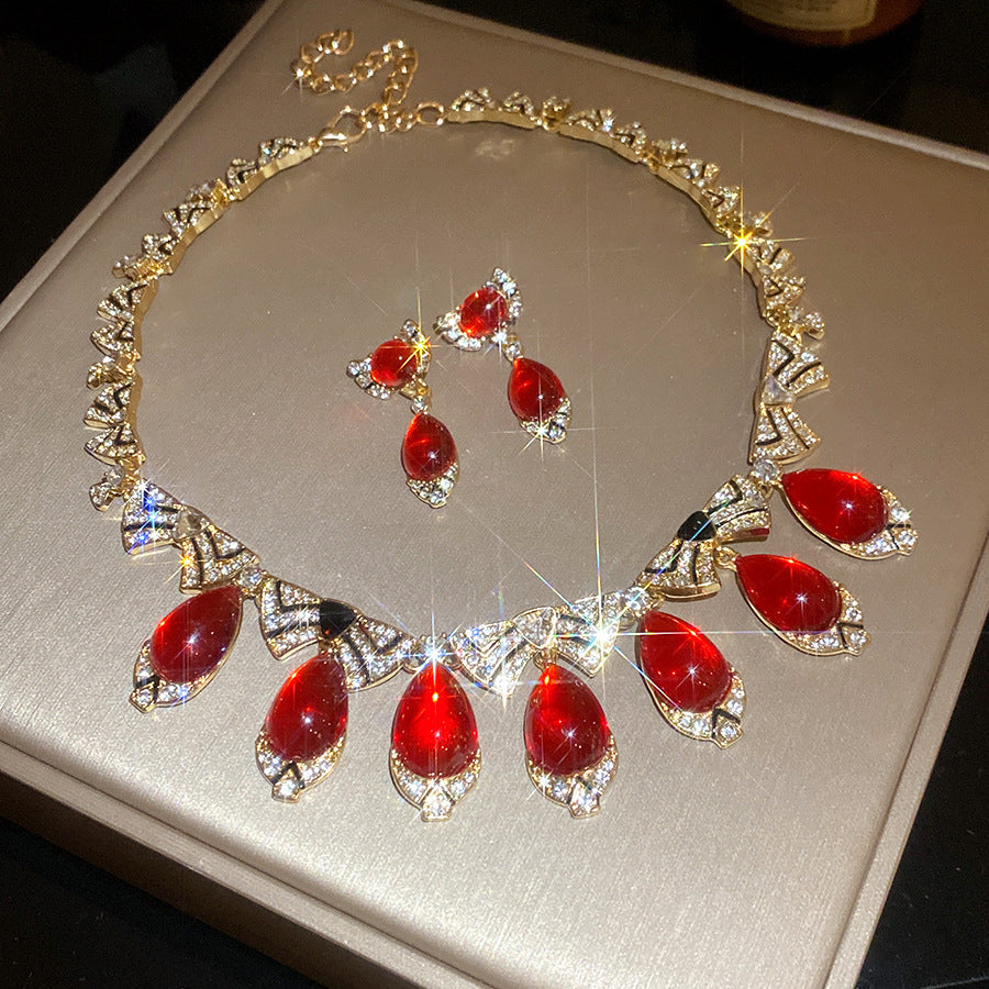With Diamond Flower Ear Niche Design Clavicle Jewelry Set
