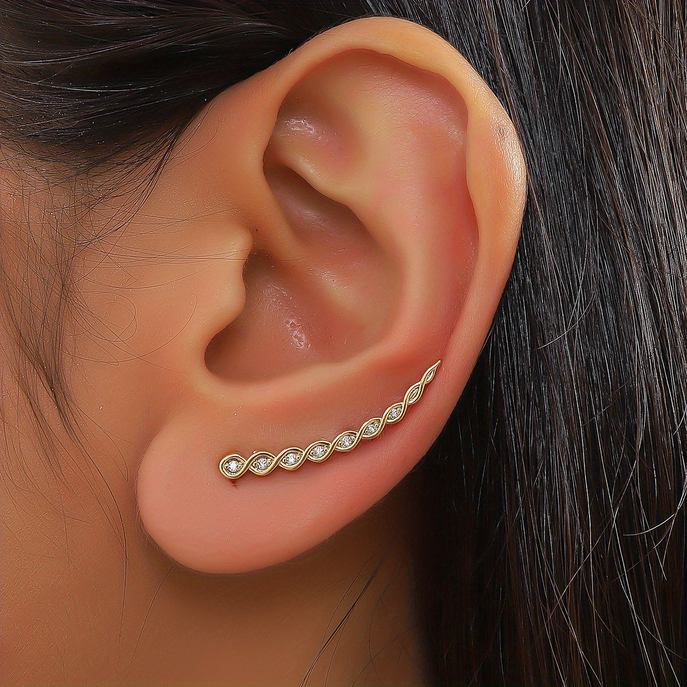 Women's Pieces Simple Elegant Pearl Rhinestone Light Ear Clip