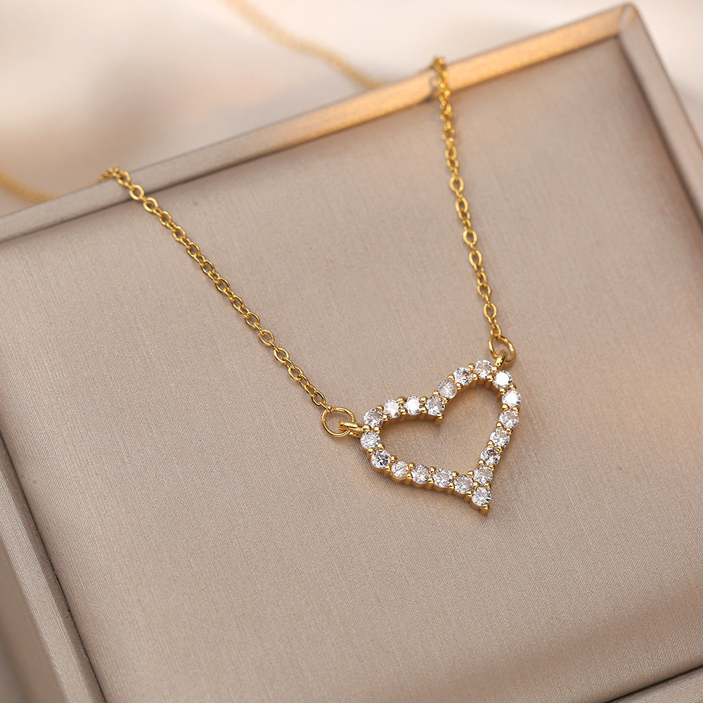 Special Interest Light Luxury Design Pendant Necklaces