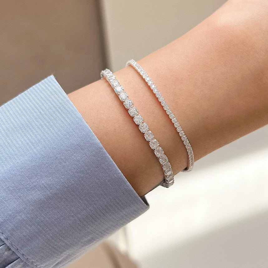 Einfache Krallenarmbänder aus Sterling Silber mit eingelegtem Zirkon und Diamanten