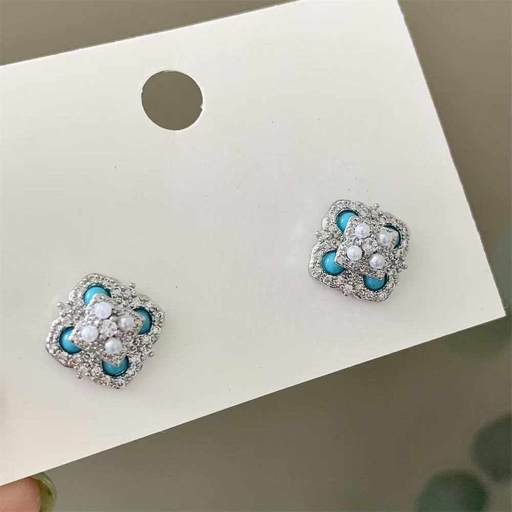 Women's Zircon Turquoise Flower Pearl Light Luxury High-grade Exquisite Temperament Wild Jewelry Set