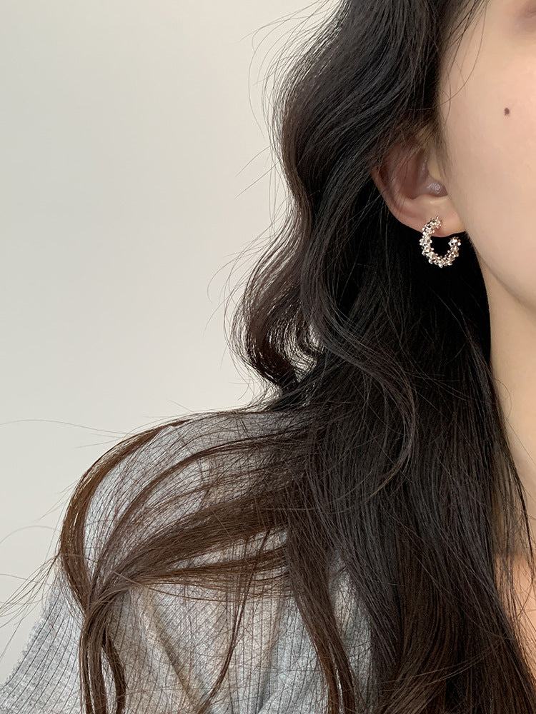 Petites boucles d'oreilles super clignotantes de haute qualité