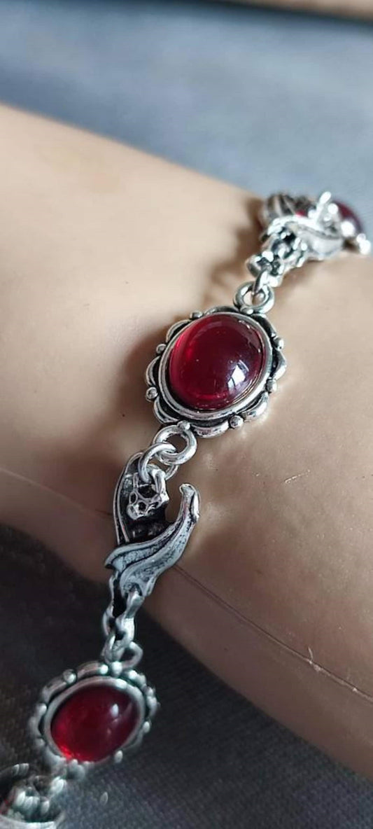 Tibetische Vintage-Armbänder mit rot-türkis eingelegtem Rubin