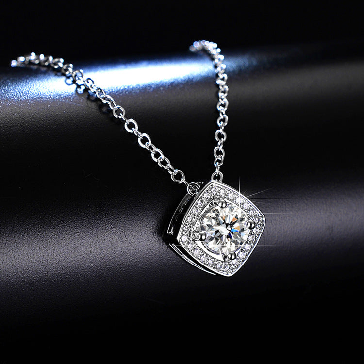 Live Streaming On Imitation Moissanite Swan Necklaces