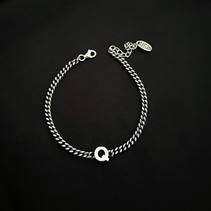 Damen-Armbänder im koreanischen Stil aus Sterlingsilber mit englischen Buchstaben „Special Interest“.