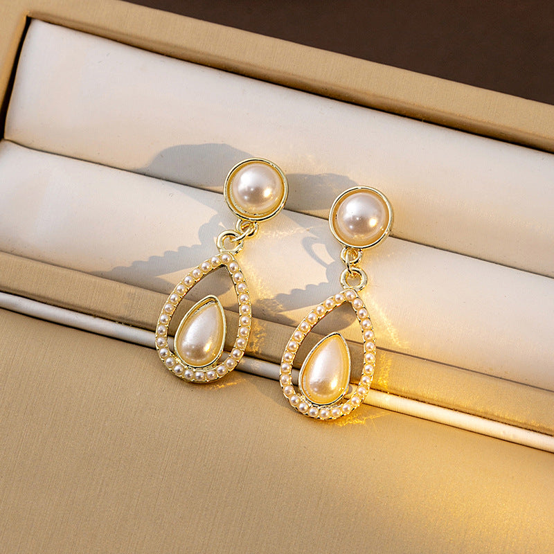 Vintage Pearl Niche Court Hollow Water Drops Earrings