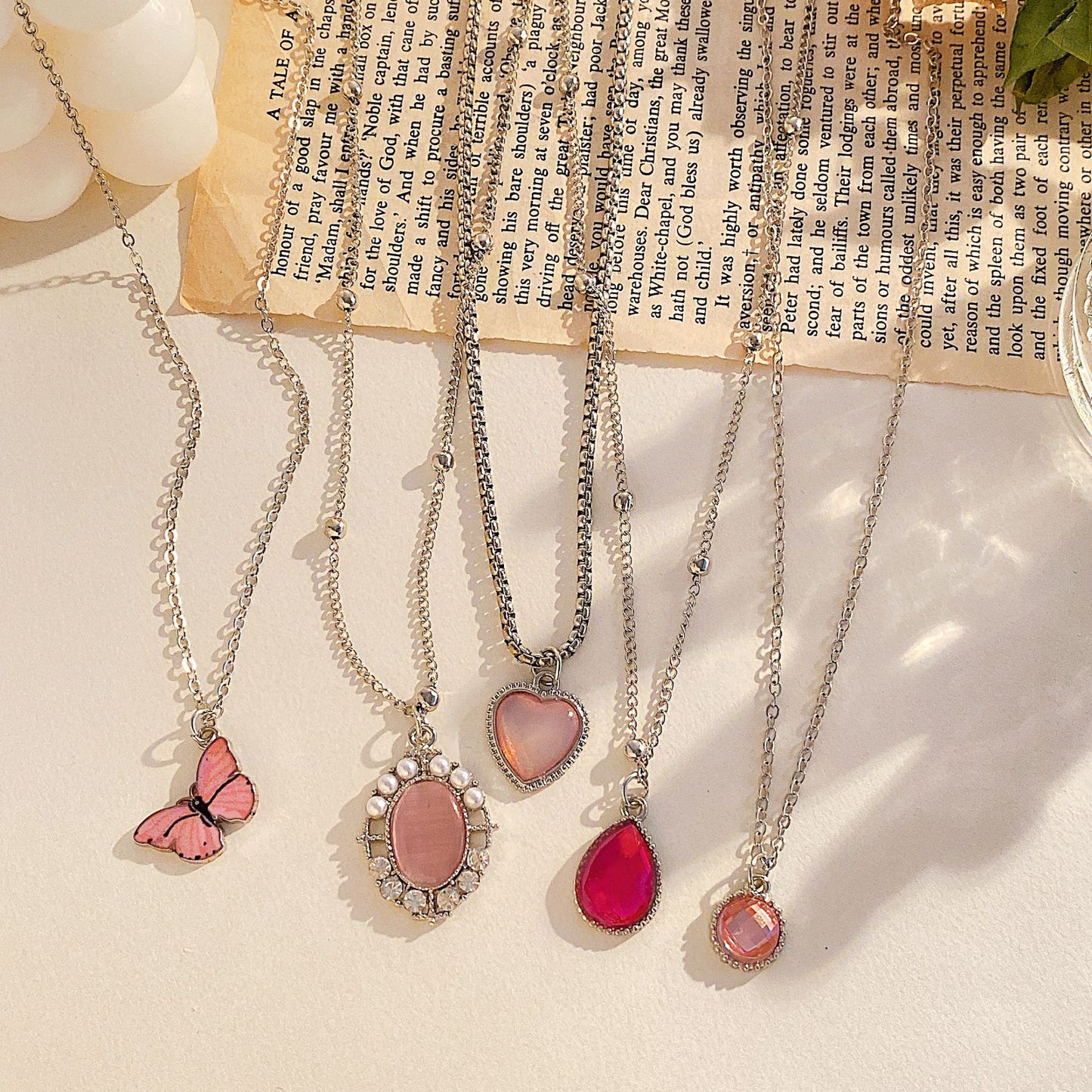 Creative High Sense Niche Drop-shaped Pendant Necklaces