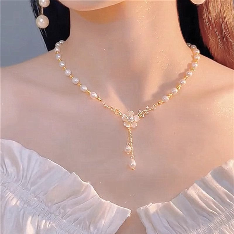 Clavicle Chain Female Design High Sense Necklaces