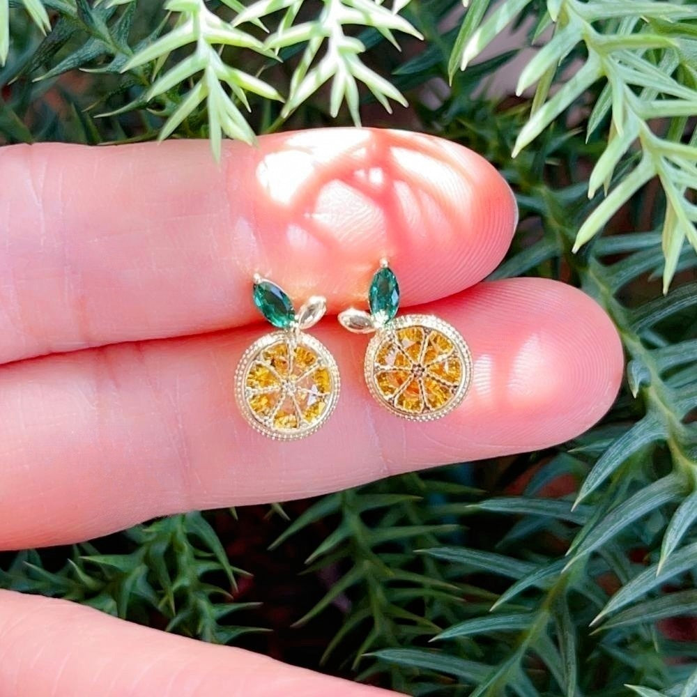 Unique Design Simple Fresh Zircon Inlaid Earrings