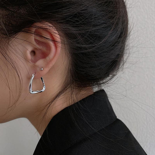Elegant Light Luxury Female Creative Sense Smart Fashion Earrings