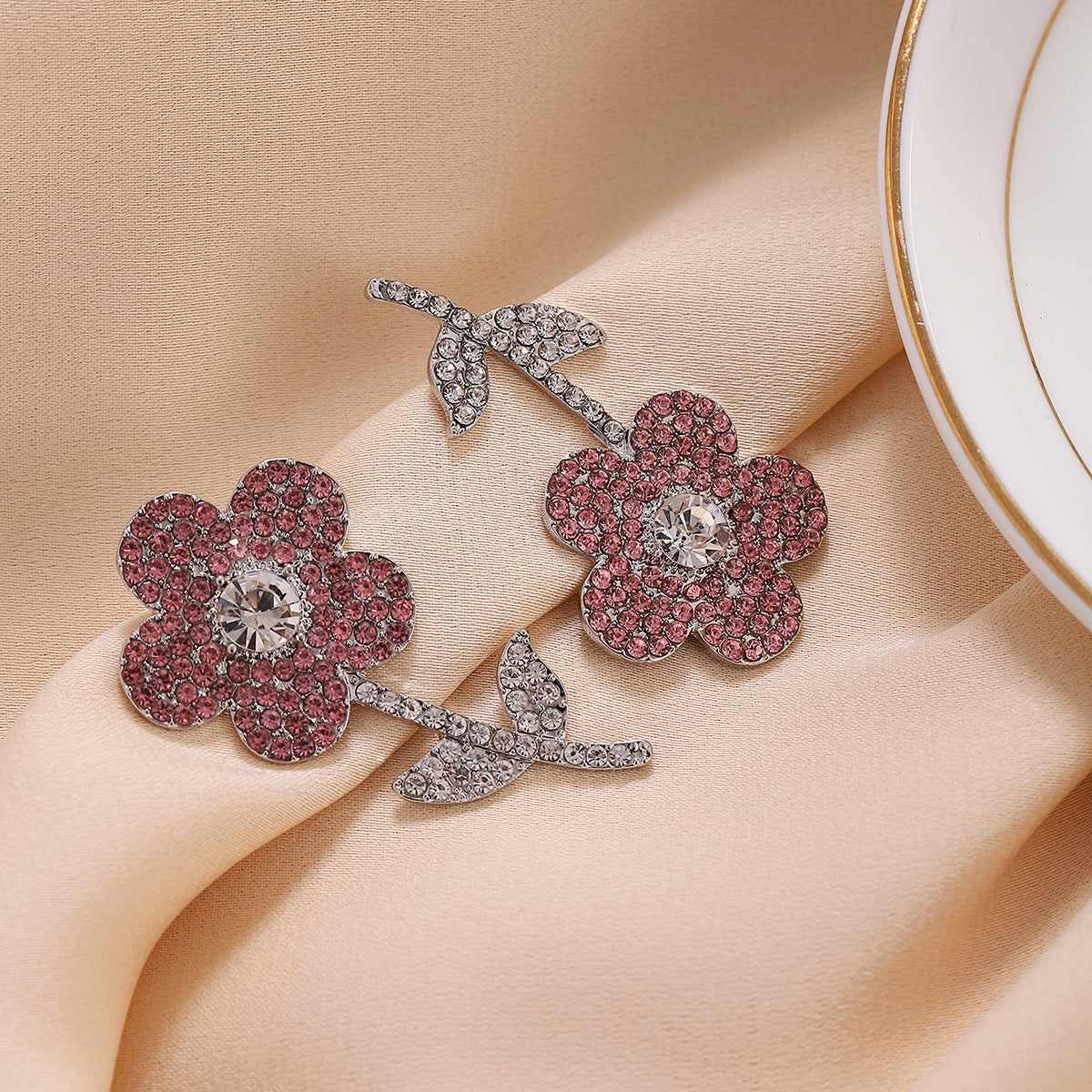 Flower Sier Needle Asymmetric Diamond Graceful Earrings