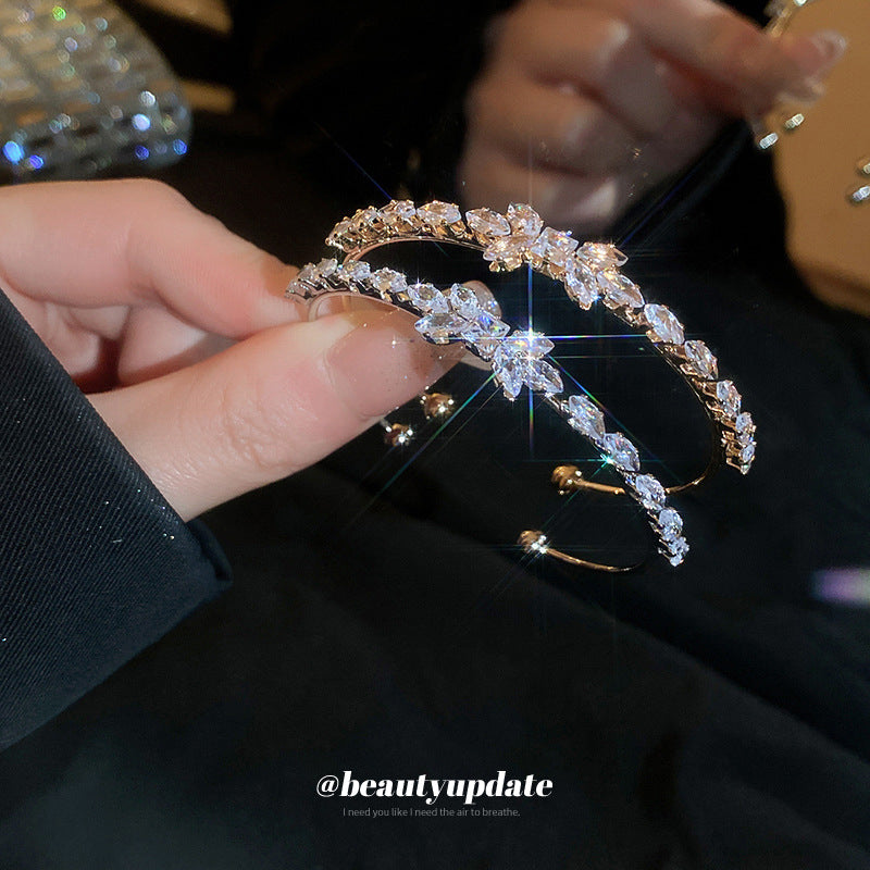 Zircon Bow Open-ended Light Luxury High Sense Fashion Bracelet