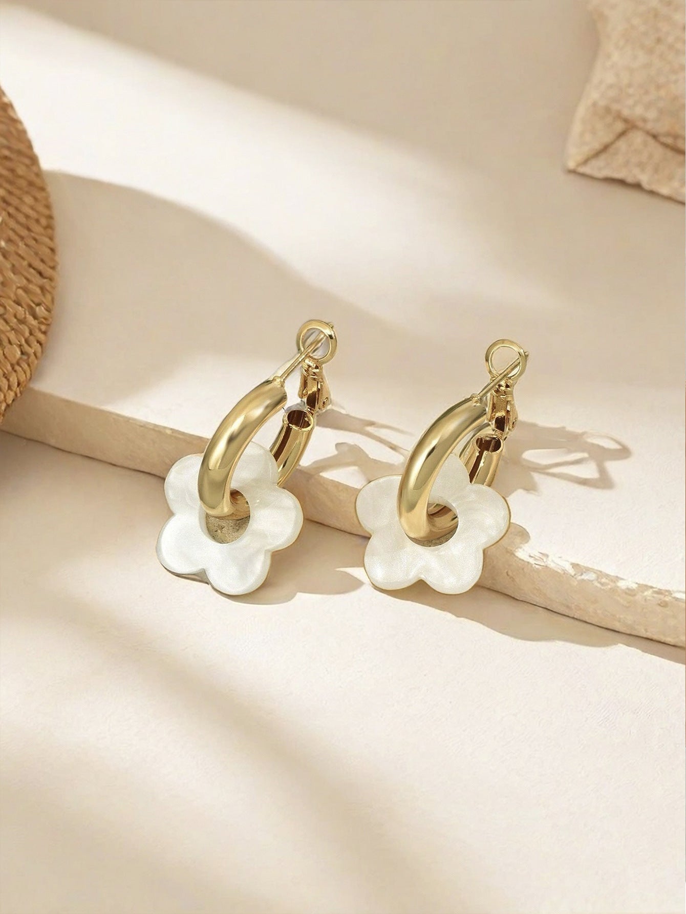 Women's Fashion Beautiful Flowers For Niche Design Colorful Rings
