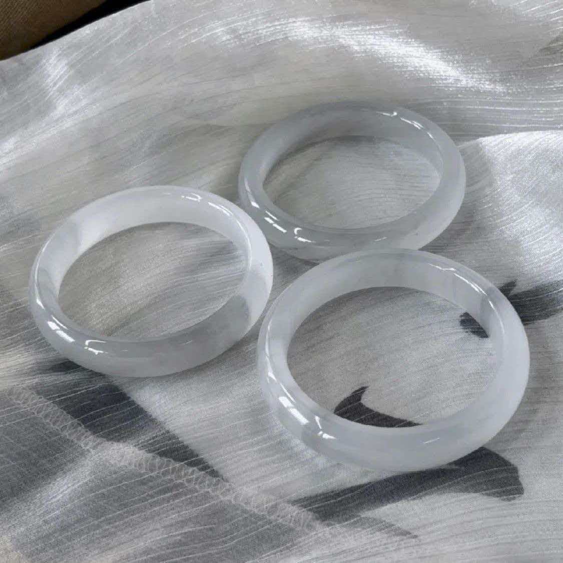 Women's Natural Jade Dan Ink Ice Green Gray Bracelets