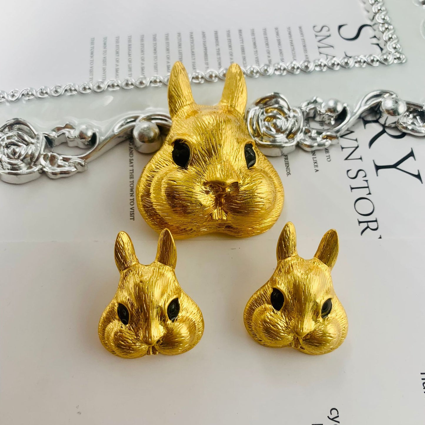 Boucles d'oreilles rétro en forme de lapin, aiguille en trois dimensions, vie originale