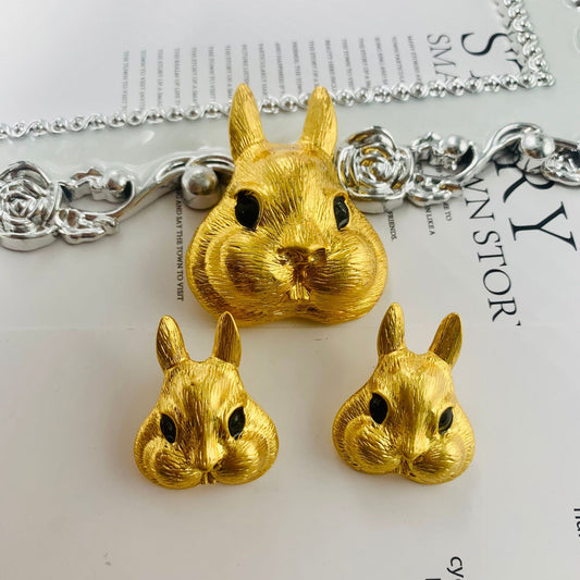 Retro Sier Needle Three-dimensional Rabbit Original Life Earrings