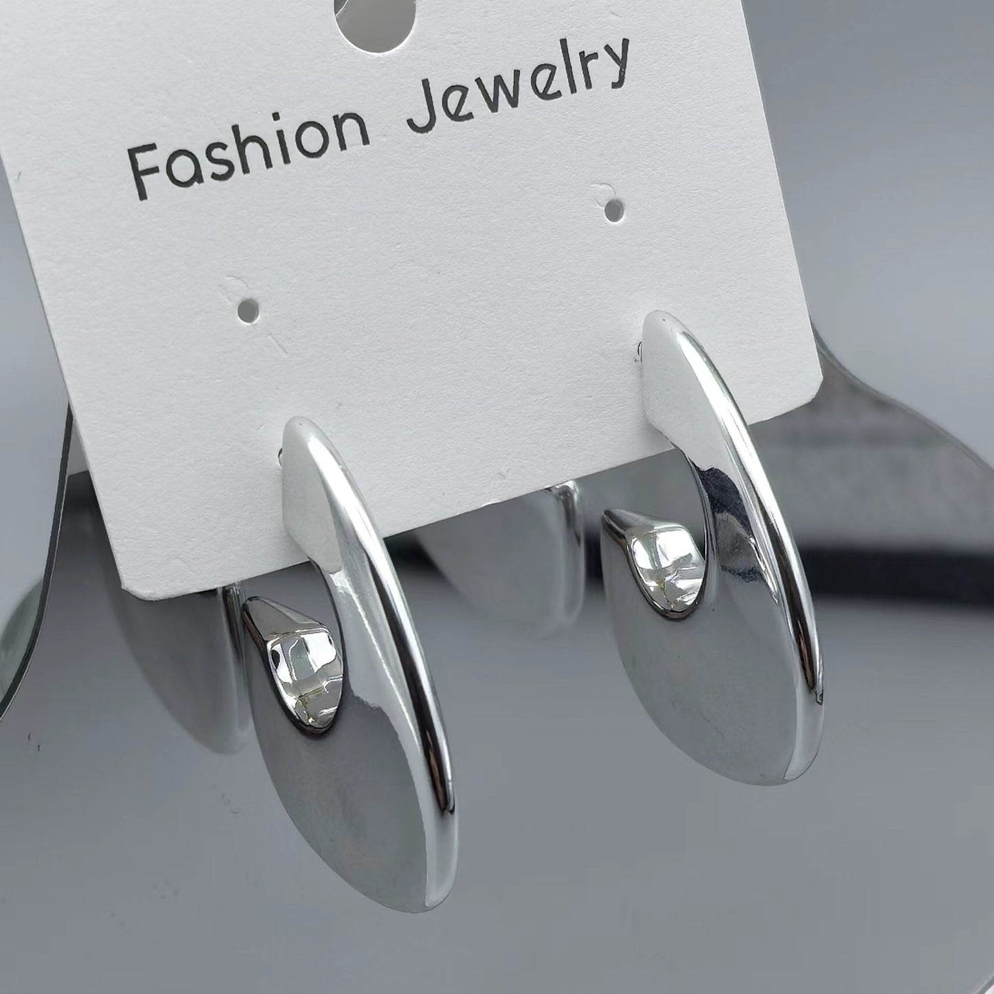 Women's Fashion Personalized High-grade Design Simple Stud Earrings