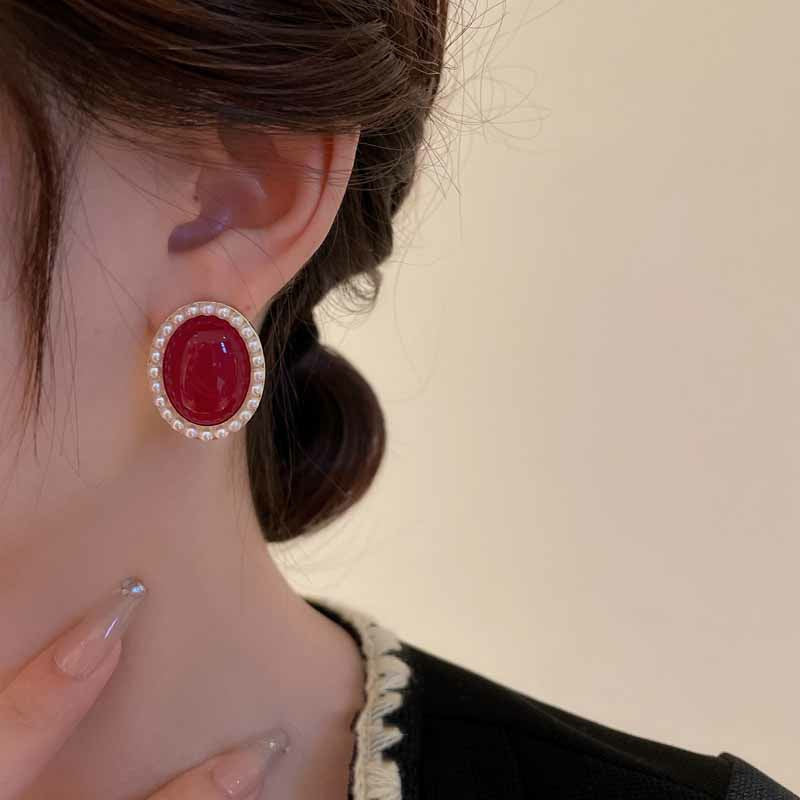 Women's Needle Retro Style Red Oval Pearl Earrings