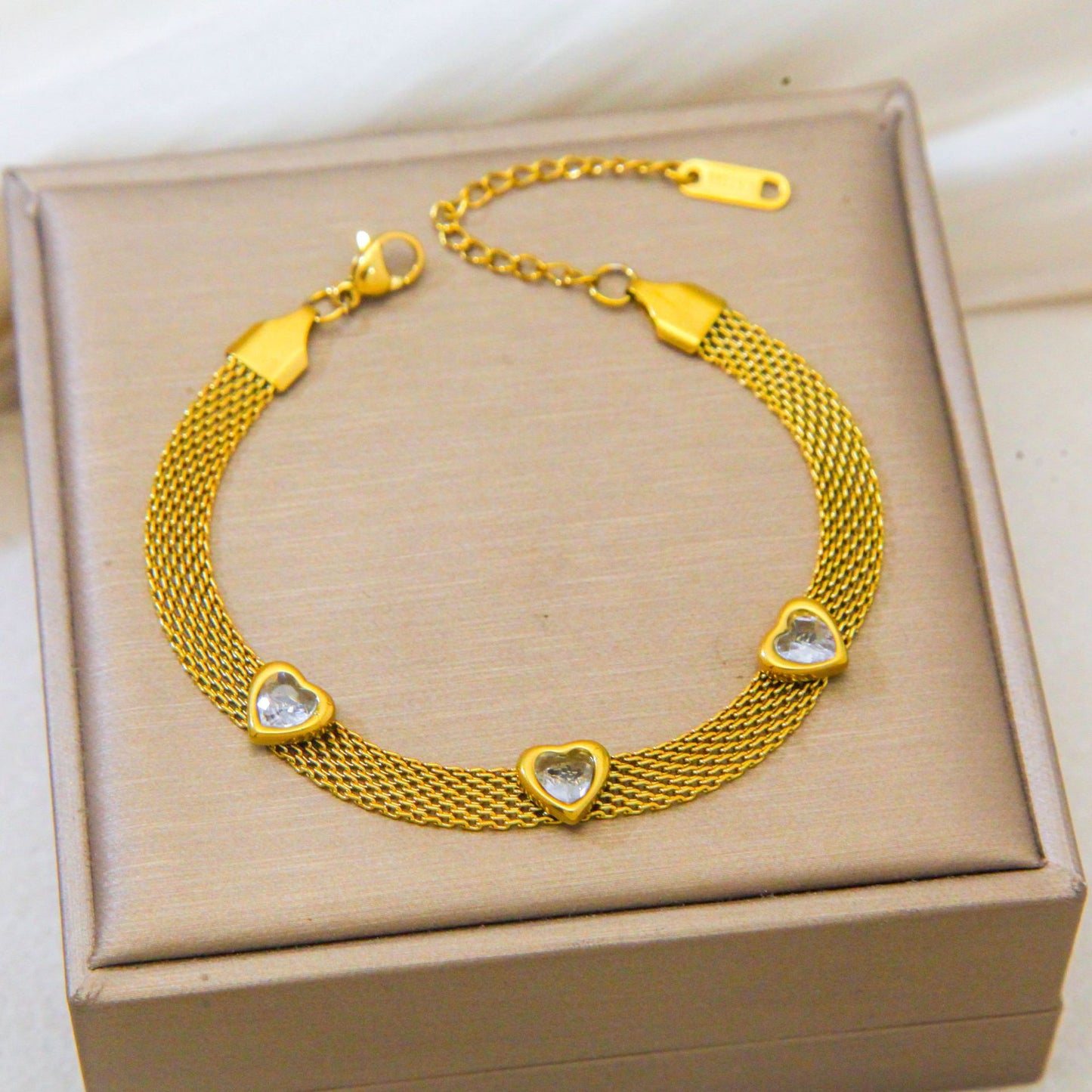 Mesh Heart Light Luxury Woven Wire Fashion Bracelet