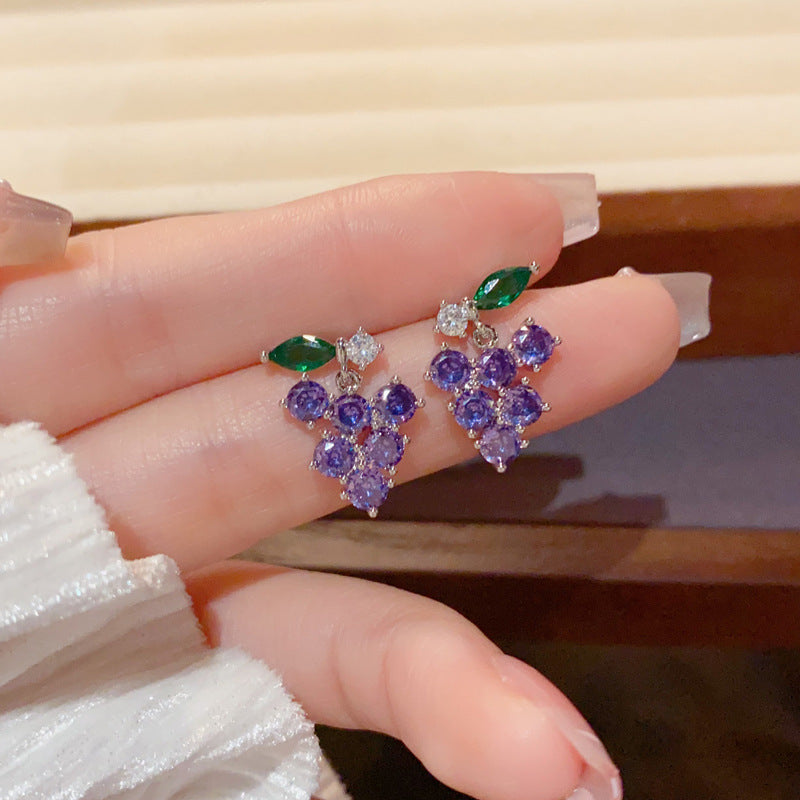 Fresh Stylish Sweet Simple Zircon Grape Tassel Exquisite Light Luxury Earrings