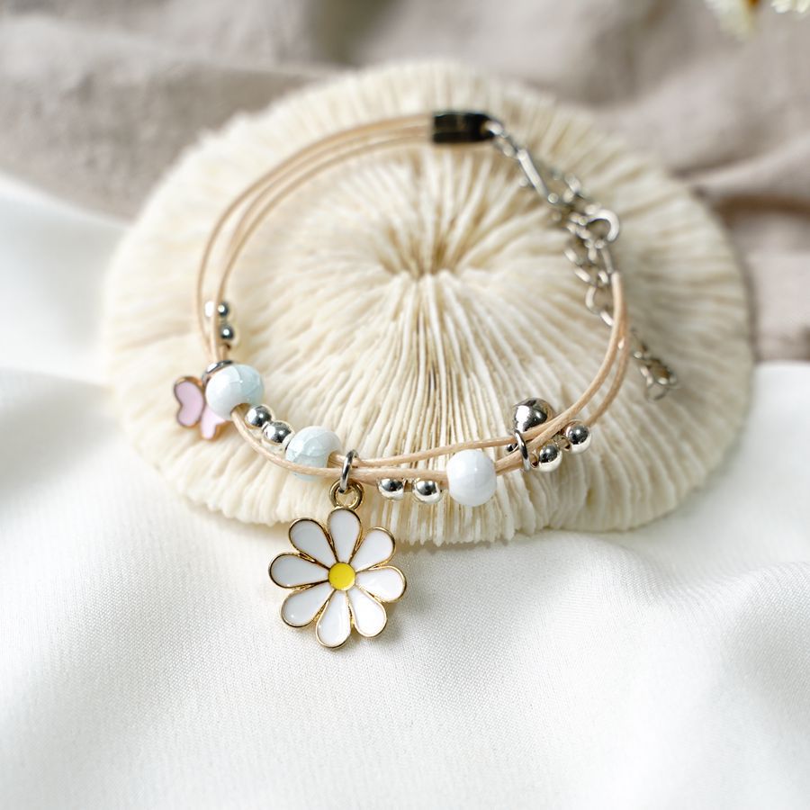 Freshwater Pearl Flower Female Hand-woven Beautiful Bracelets